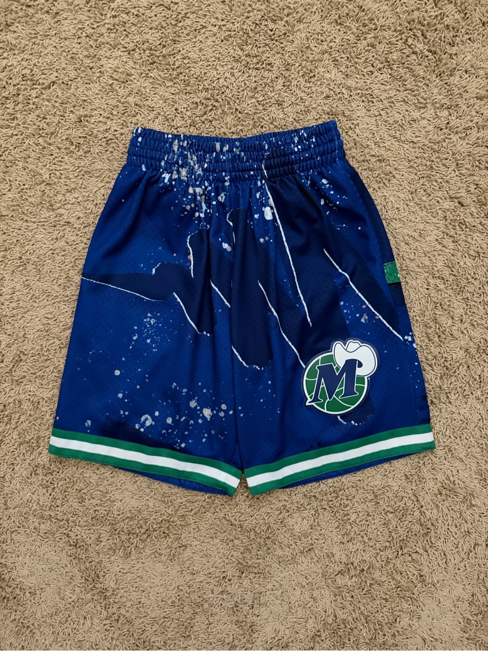 Dallas Mavericks Mitchell & Ness Hyper Hoops Swingman Shorts Size Small
